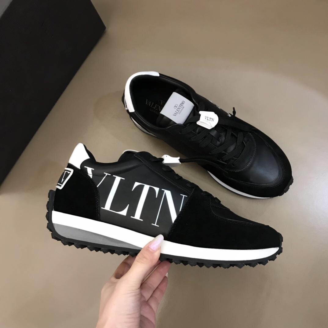 Valentino Sneakers