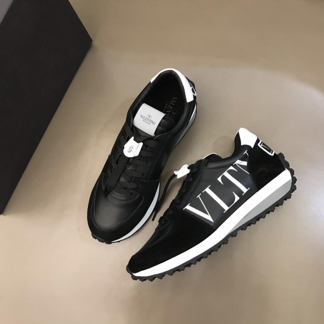 Valentino Sneakers